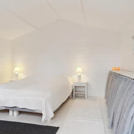 Awesome In With Kitchen Holiday home